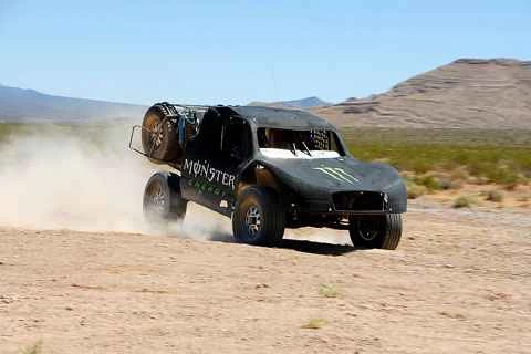 トロフィートラック