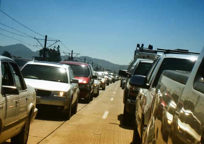 インテリジェントカーが運転をより簡単で環境に優しいものにする