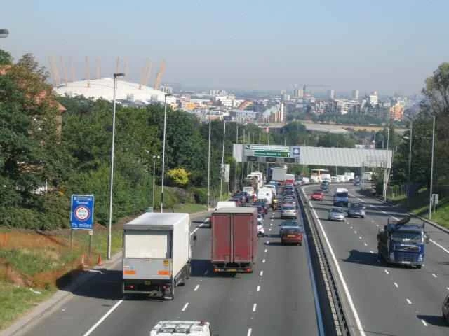 雨や雪の日の正確な通勤時間を計算する方法