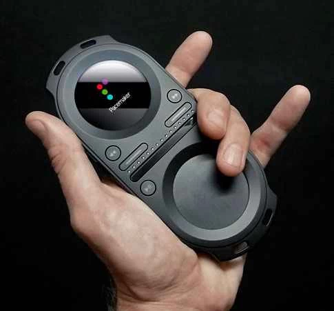 Tonium Pacemaker: ポケットターンテーブル