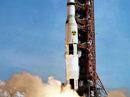 核廃棄物を太陽の下に処分したらどうでしょうか?