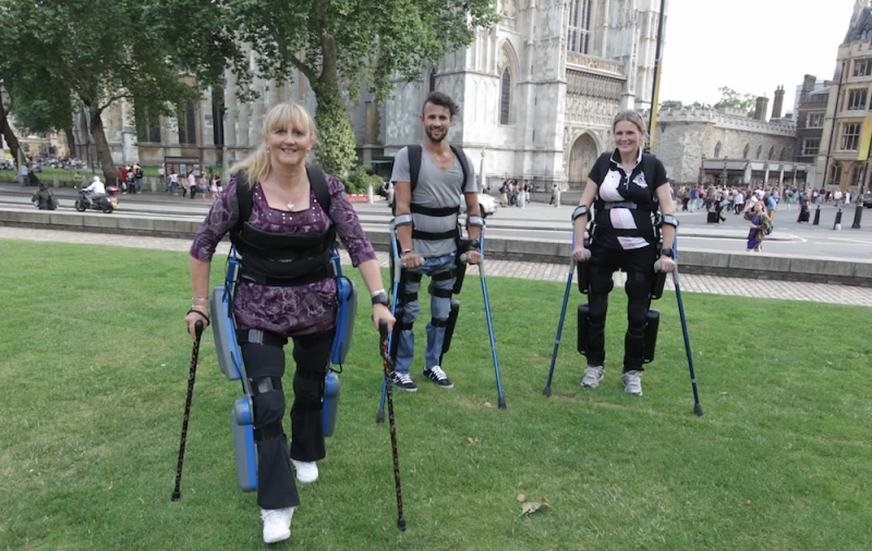 米国初の外骨格型ロボットがFDAの承認を得て販売開始