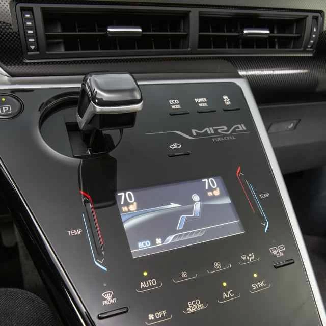 2016年式トヨタミライのセンターコンソール