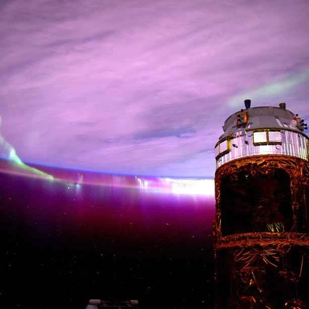 NASAが宇宙飛行士をソーシャルメディアのスーパースターに変えた方法