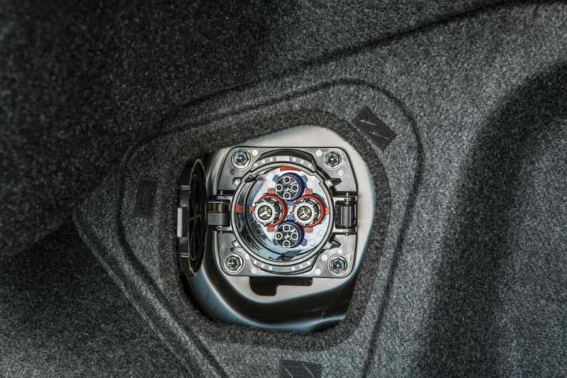 電気自動車のバックアップ電源