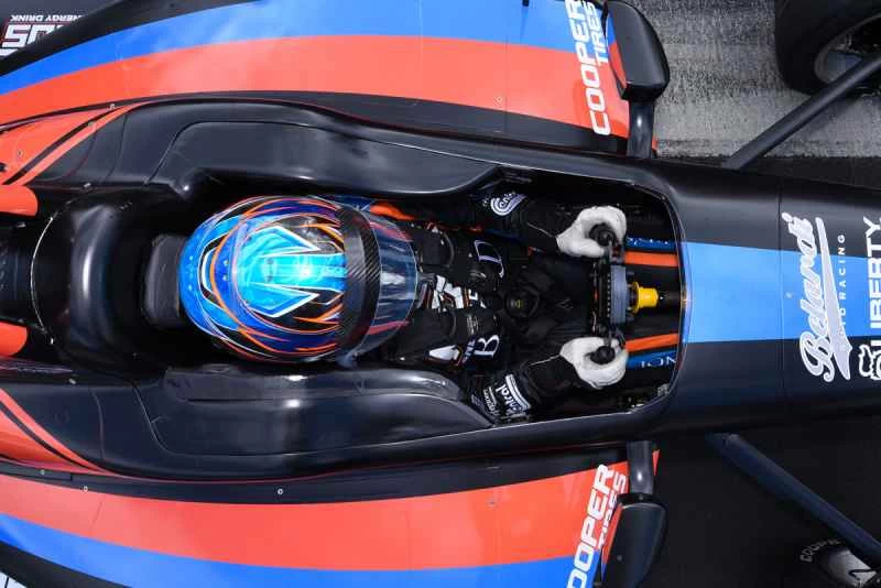 6,000本のタイヤ、700馬力、時速230マイル：数字で見るインディ500