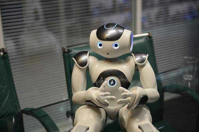 人間はロボットを「殺す」のが難しい。特にロボットが命乞いをしている場合はなおさらだ。
