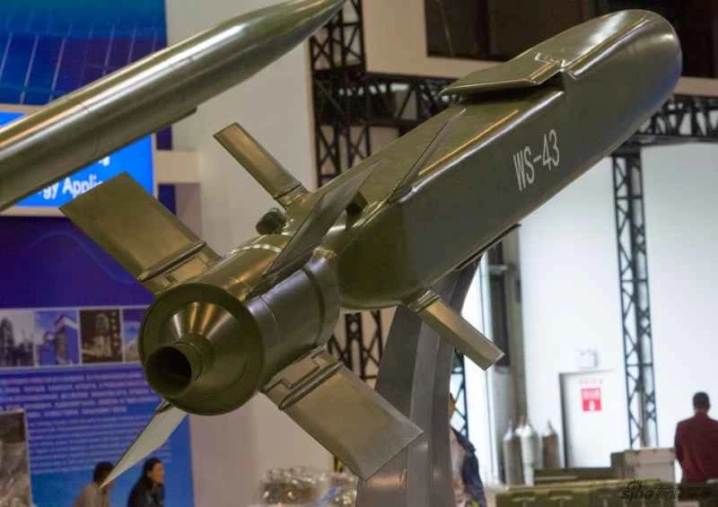 WS-43巡航ミサイル 中国
