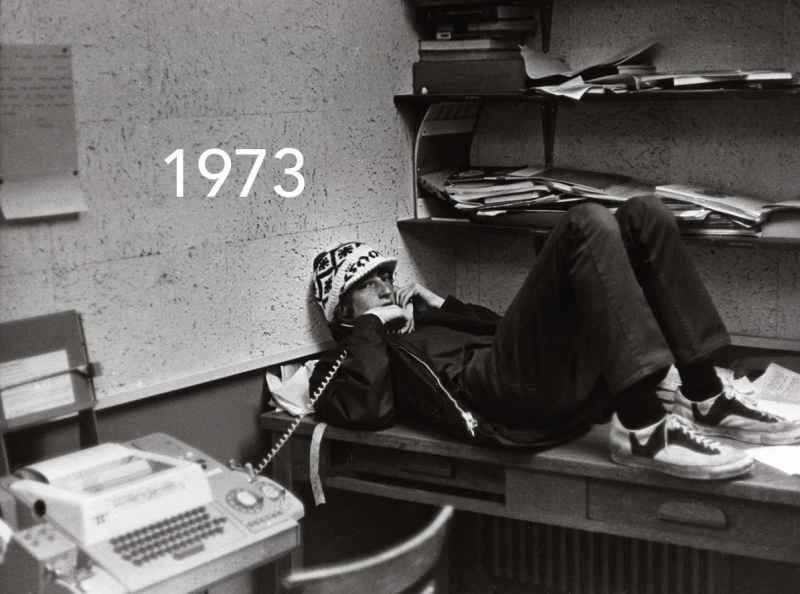 ビル・ゲイツが1973年の高校の卒業アルバムの写真を再現