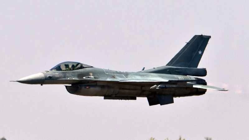 現代の同等機：F-16ファイティング・ファルコン