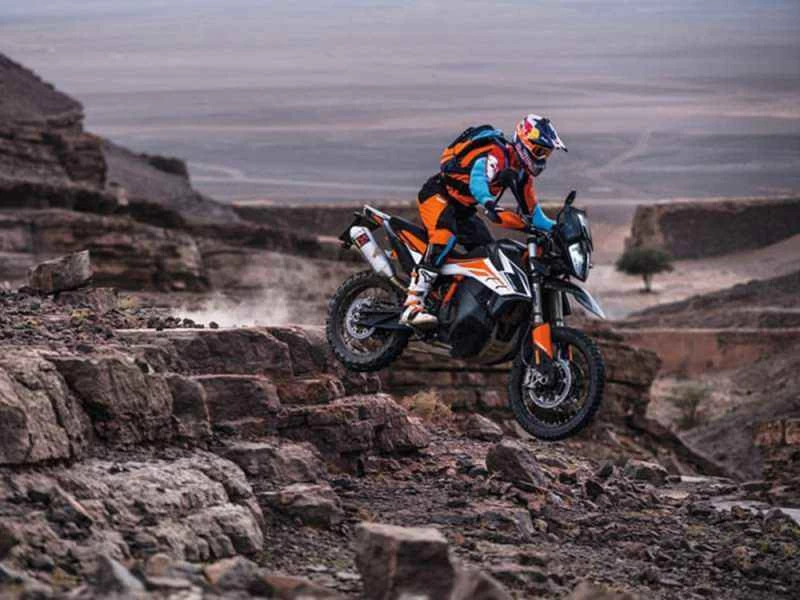 2019 KTM 790アドベンチャーとアドベンチャーR