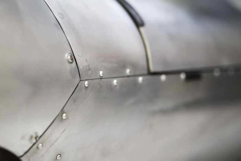 ジャガーXKSSのパネルの隙間